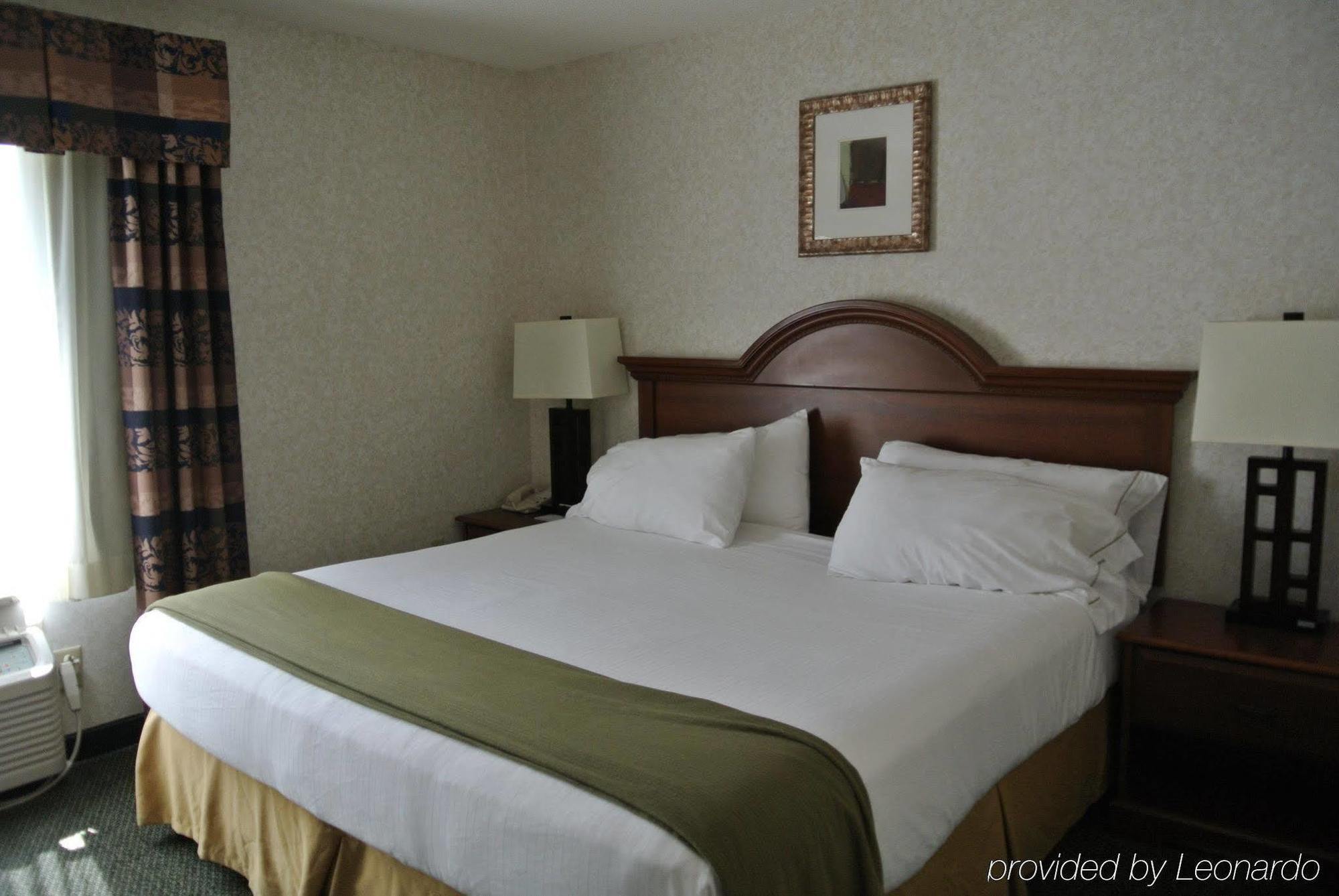 Hotel Country & By Radisson, Dahlgren-king George, Va